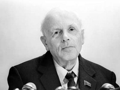 Андрей Дмитриевич Сахаров. Фото Олега Климова, источник - http://www.sakharov-center.ru/ Андрей Дмитриевич Сахаров. Фото Олега Климова, источник - http://www.sakharov-center.ru/