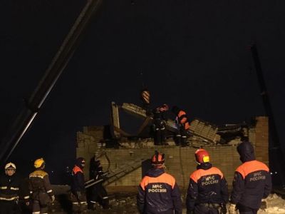 Разбор завалов пострадавшего дома в г. Шахты. Фото: vk.com/rostovnadonu Разбор завалов пострадавшего дома в г. Шахты. Фото: vk.com/rostovnadonu