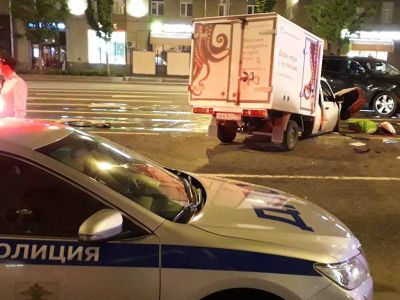 ДТП с участием Михаила Ефремова. Фото: Роман Канащук/ТАСС ДТП с участием Михаила Ефремова. Фото: Роман Канащук/ТАСС