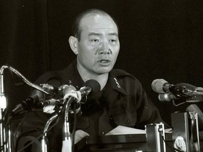 Диктатор Южной Кореи Чон Ду Хван, 1980 г. Фото: dlyakota.ru